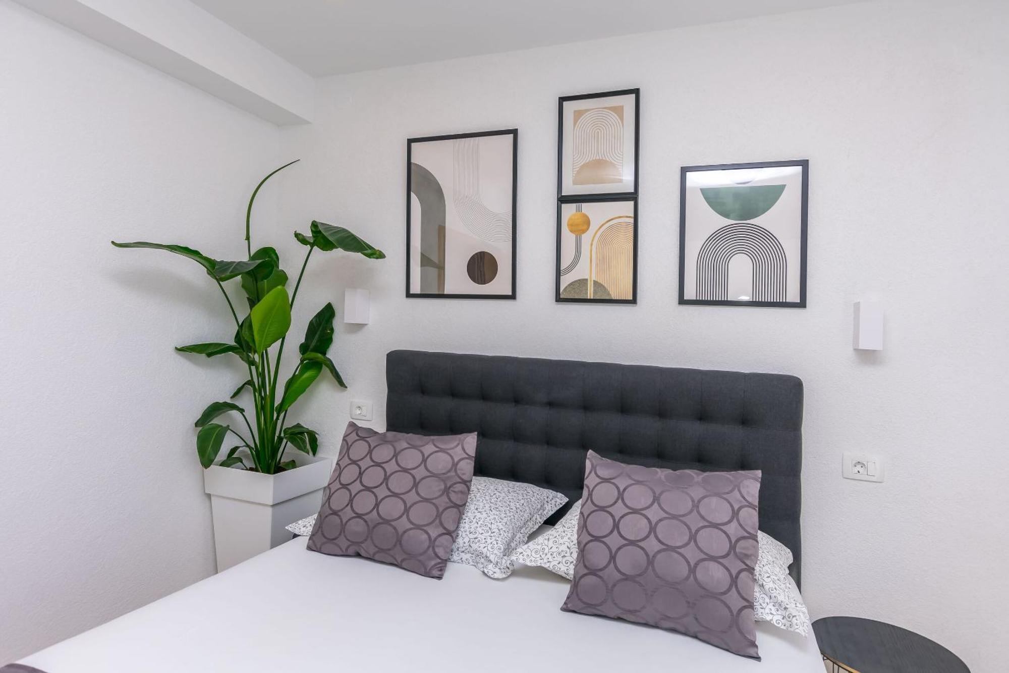 Apartments Mladen Duce Exterior photo